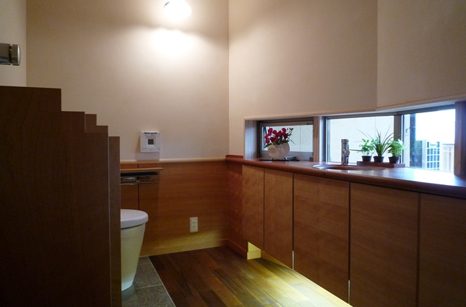 タガハウス株式会社