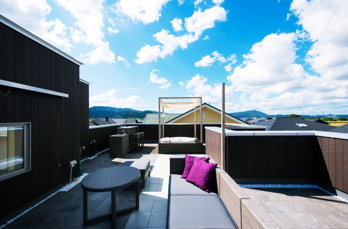 ウールの家 株式会社清水建装